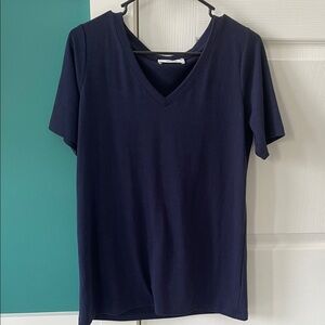 Zenana Outfitters Navy V-Neck Short Sleeve Tee